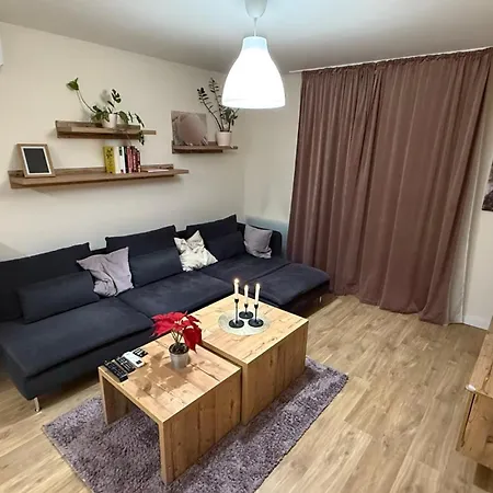 Stylovy 2 Izbovy L Stura Apartmán *